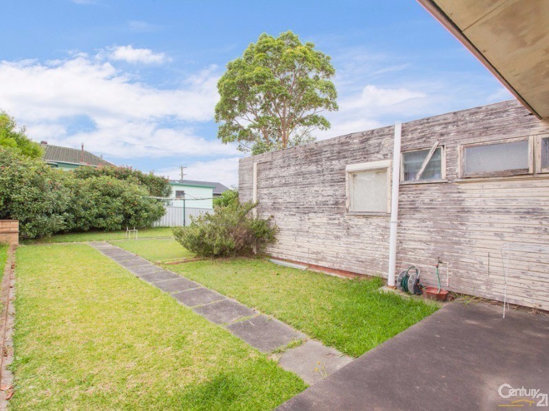 4 Creswell Avenue, Charlestown NSW 2290