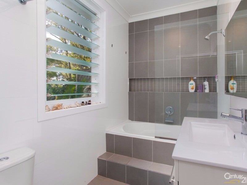 46 Boronia Avenue, Adamstown Heights NSW 2289