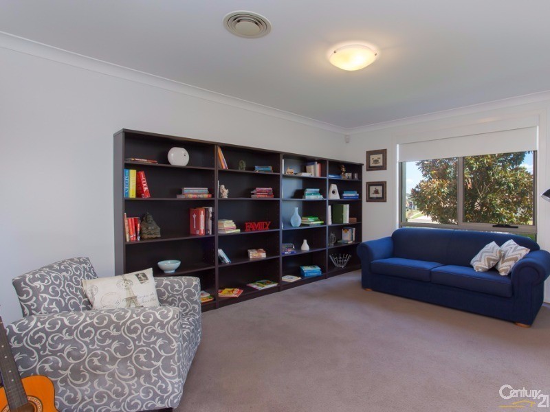 4 Peterson Parade, Thornton NSW 2322