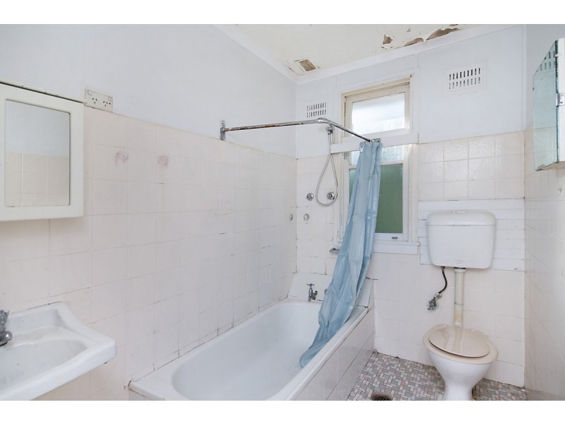 18 Bean Street, Gateshead NSW 2290