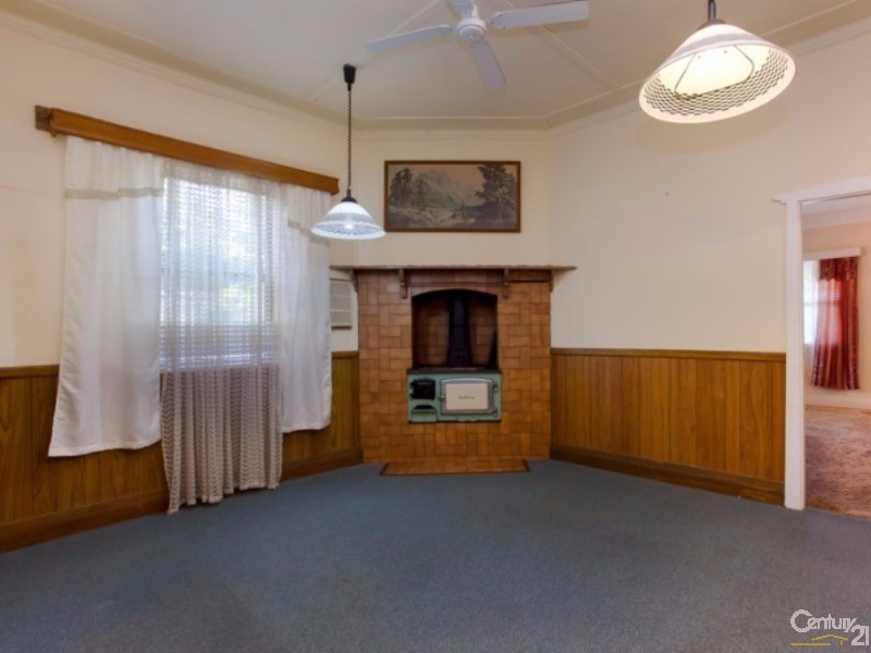 36 Joslin Street, Kotara NSW 2289
