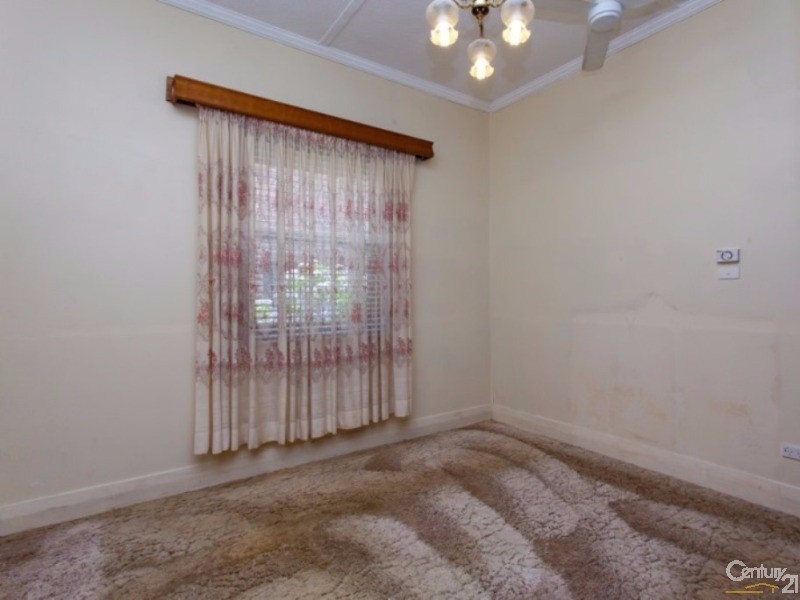 36 Joslin Street, Kotara NSW 2289