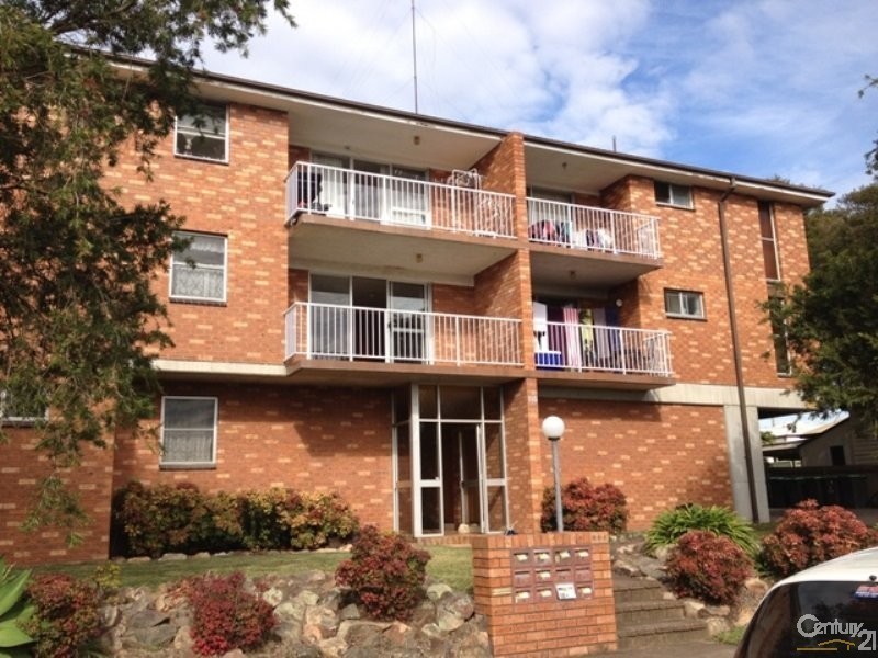 6/115 Teralba Road, Adamstown NSW 2289