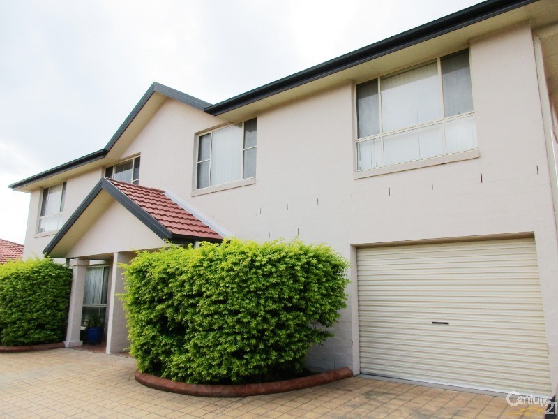 2/20 Winsor Street, Merewether NSW 2291