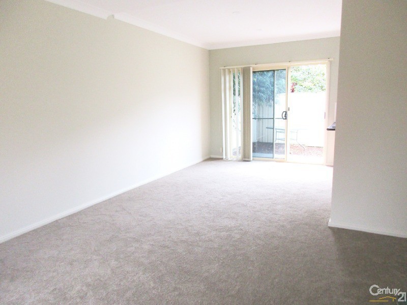 2/20 Winsor Street, Merewether NSW 2291