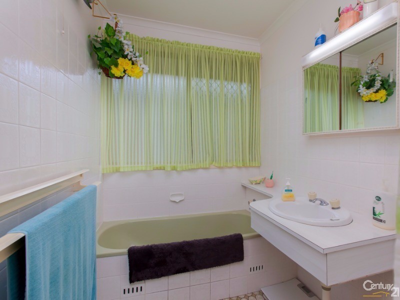 58 Glad Gunson Drive, Eleebana NSW 2282