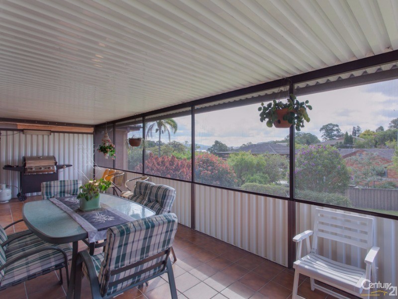 58 Glad Gunson Drive, Eleebana NSW 2282
