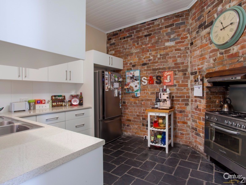 192 Denison Street, Hamilton NSW 2303