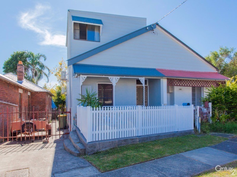 192 Denison Street, Hamilton NSW 2303