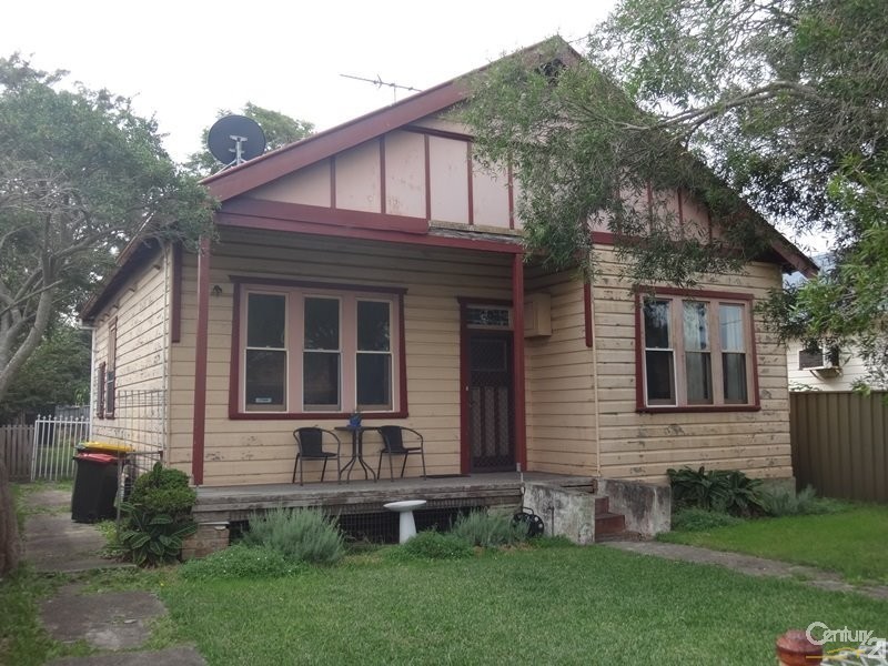 18 Southon Street, Mayfield NSW 2304