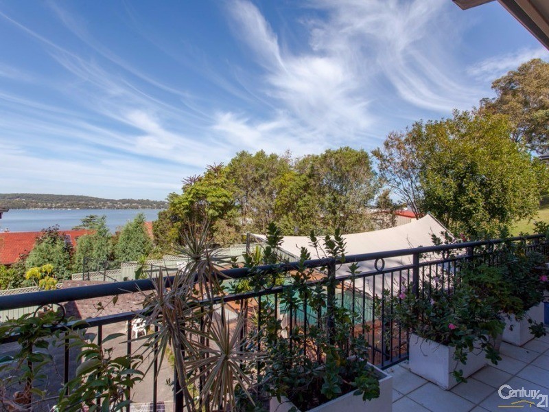 9 Moulden Street, Speers Point NSW 2284