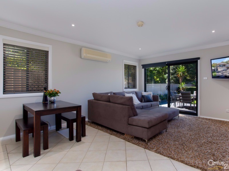 9 Moulden Street, Speers Point NSW 2284