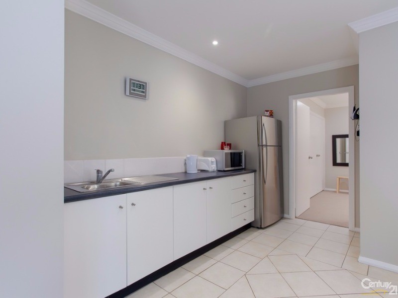 9 Moulden Street, Speers Point NSW 2284