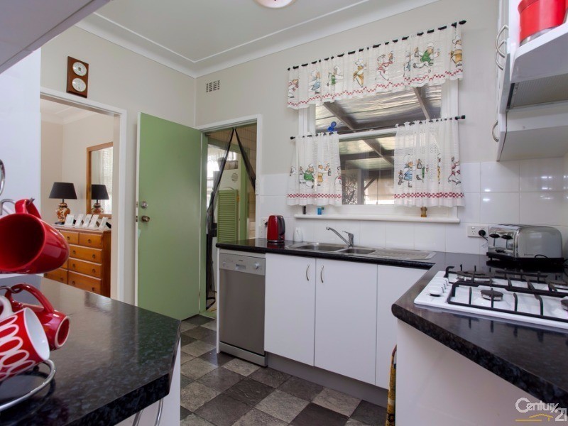 26 Crest Avenue, Edgeworth NSW 2285