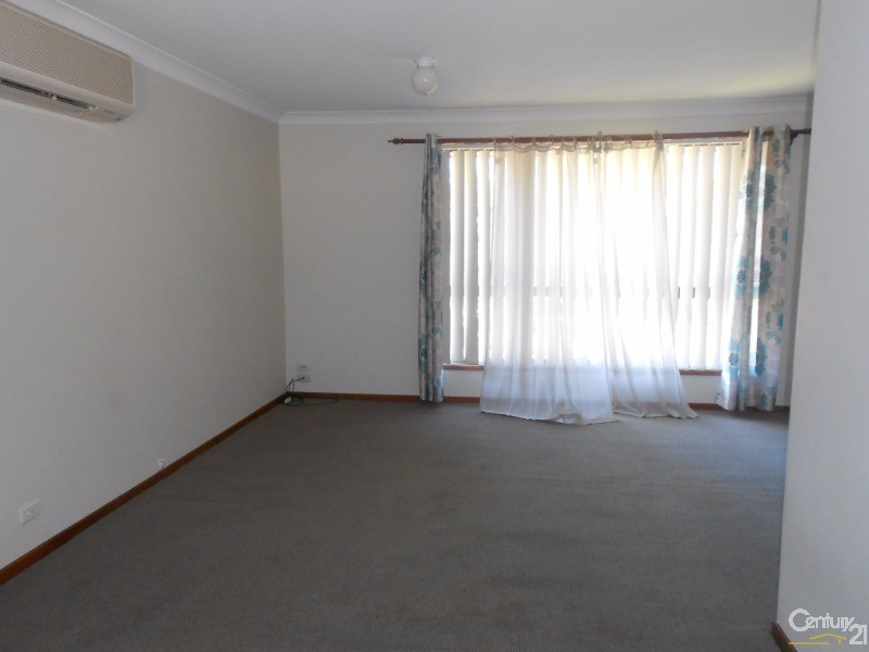 122 Auklet Road, Mount Hutton NSW 2290