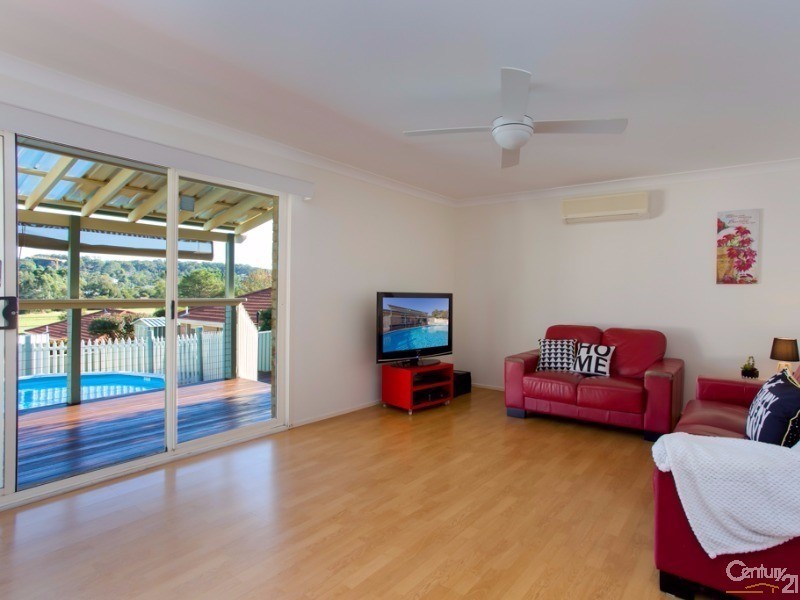 5 Parlah Close, Mount Hutton NSW 2290