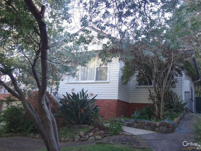32 Lexington Parade, Adamstown Heights NSW 2289