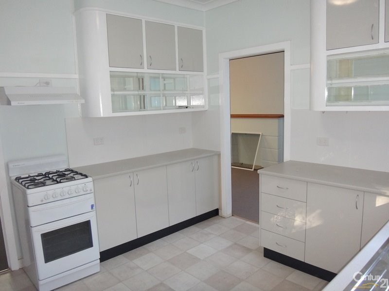 32 Lexington Parade, Adamstown Heights NSW 2289