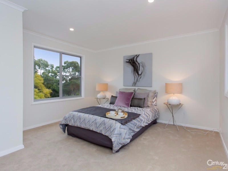 12 Heather Crescent, Garden Suburb NSW 2289