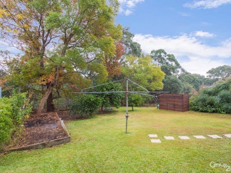 12 Heather Crescent, Garden Suburb NSW 2289