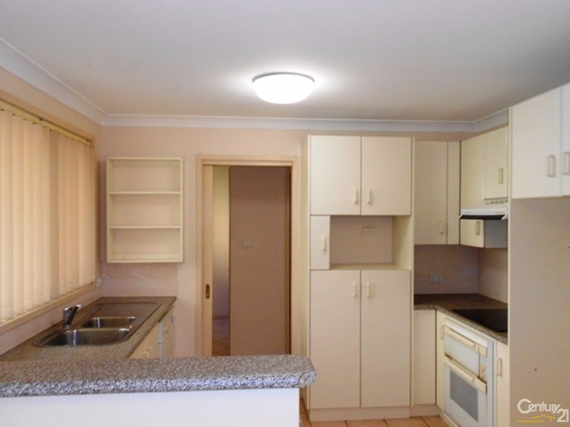2/55 Berringar Road, Valentine NSW 2280