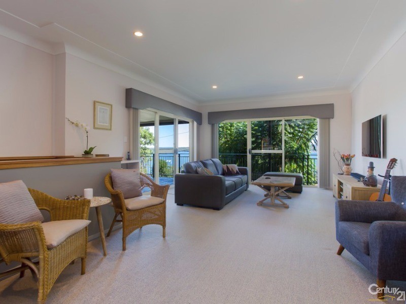 36 Beryl Street, Warners Bay NSW 2282