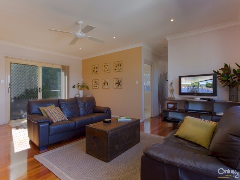 36 Beryl Street, Warners Bay NSW 2282