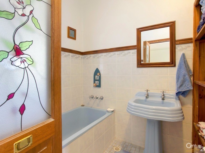 74 Dudley Road, Charlestown NSW 2290