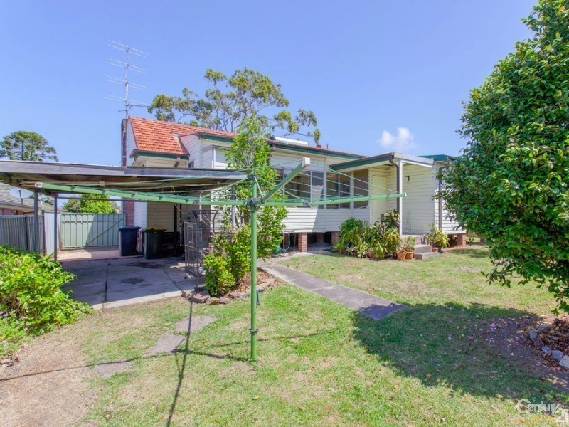 74 Dudley Road, Charlestown NSW 2290