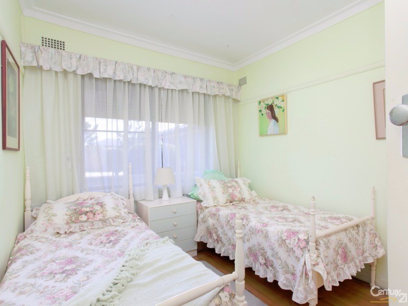 74 Dudley Road, Charlestown NSW 2290
