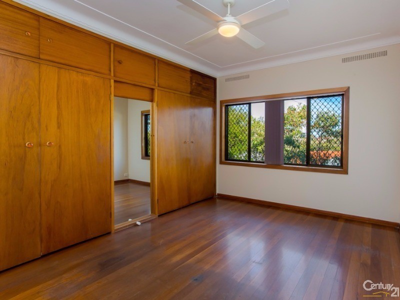 10 Elmore Street, Charlestown NSW 2290