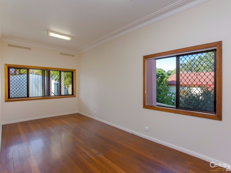 10 Elmore Street, Charlestown NSW 2290