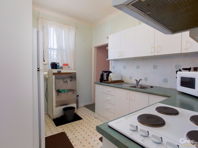 42 Manfred Avenue, Windale NSW 2306