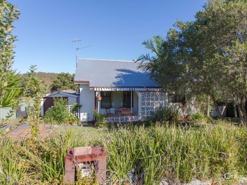 42 Manfred Avenue, Windale NSW 2306