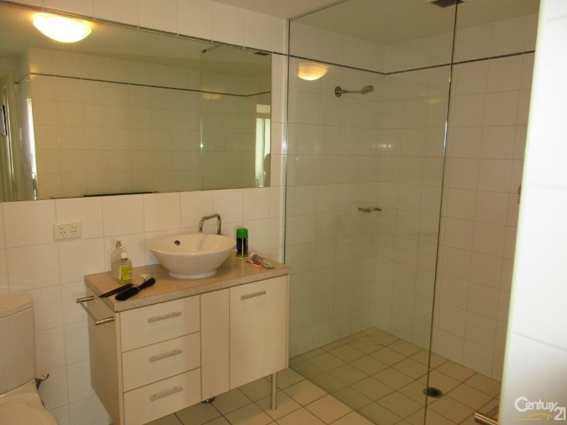 202/21 Newcomen Street, Newcastle East NSW 2300