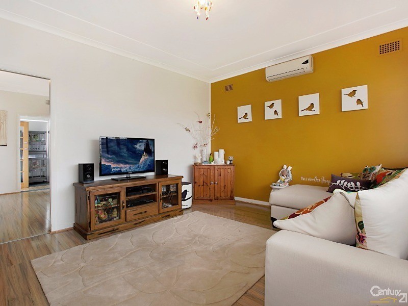 73 Tiral Street, Charlestown NSW 2290