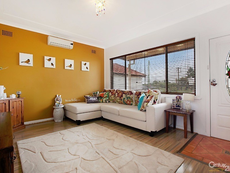 73 Tiral Street, Charlestown NSW 2290