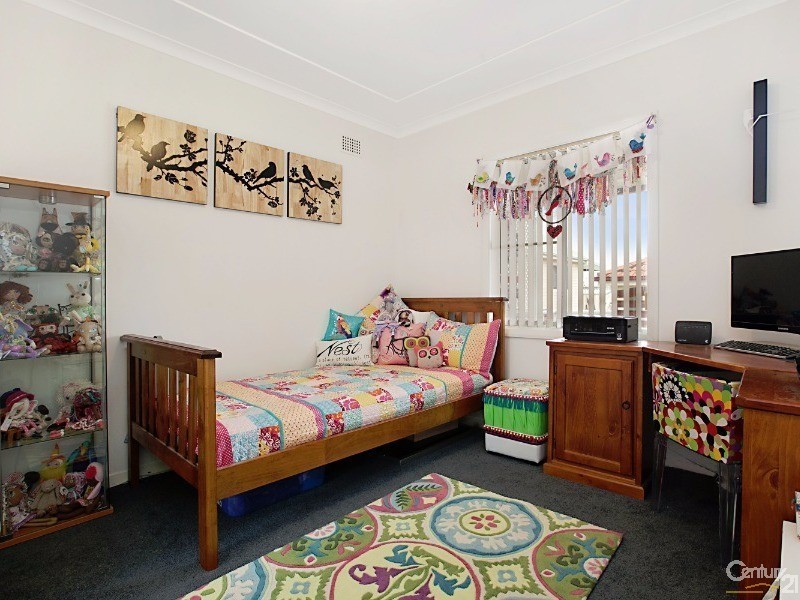 73 Tiral Street, Charlestown NSW 2290