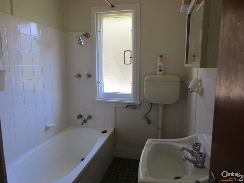 41 Bean Street, Gateshead NSW 2290