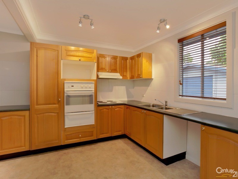 8 Paper Street, Gateshead NSW 2290