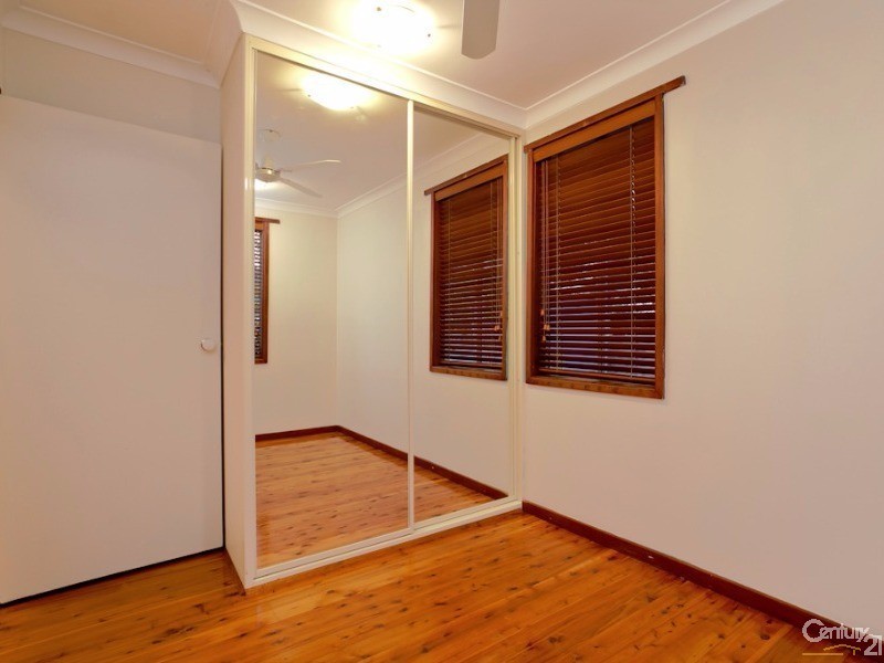 8 Paper Street, Gateshead NSW 2290