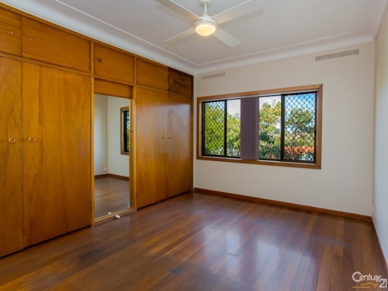 10 Elmore Street, Charlestown NSW 2290
