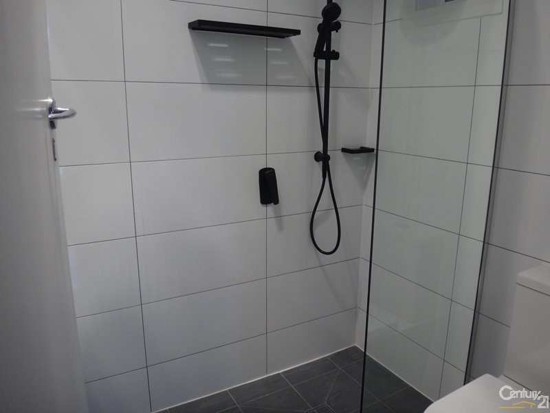 160 Northcott Drive, Kotara NSW 2289