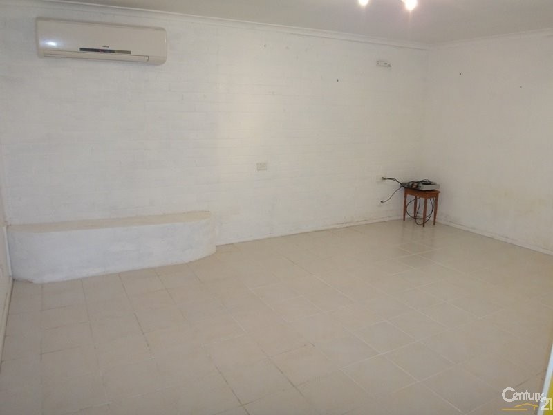 160 Northcott Drive, Kotara NSW 2289