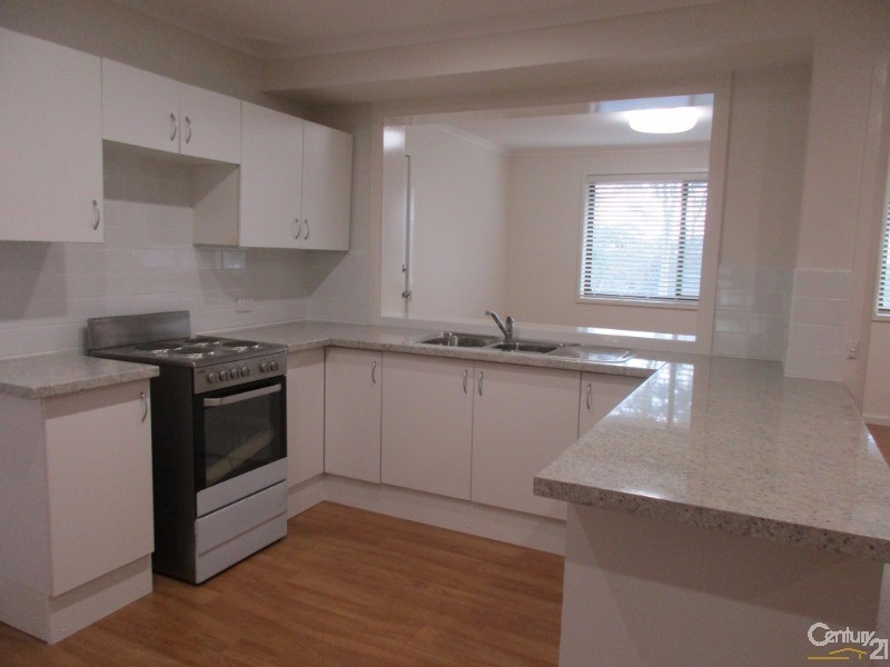 10 Myrtle Close, Adamstown Heights NSW 2289