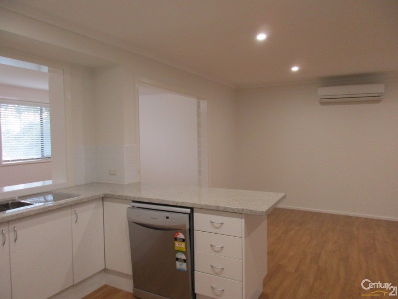 10 Myrtle Close, Adamstown Heights NSW 2289