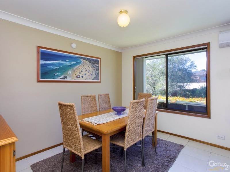 77 Ian Street, Eleebana NSW 2282