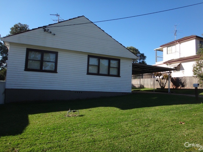 11 Albert Street, Tingira Heights NSW 2290