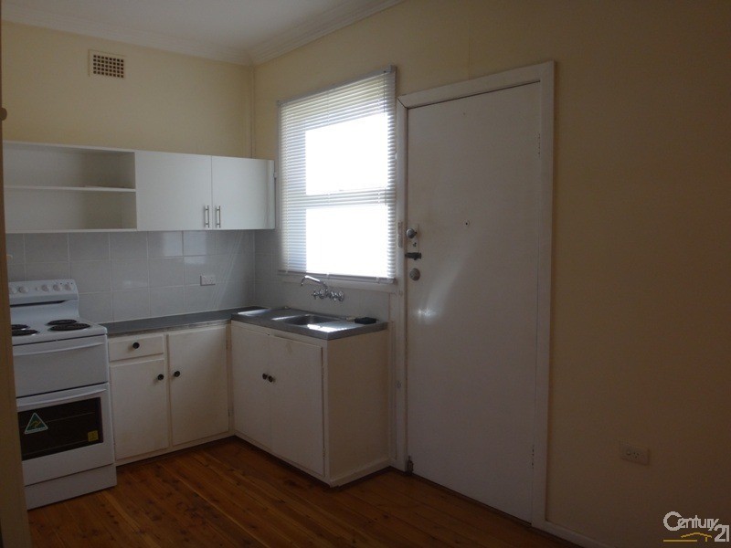 11 Albert Street, Tingira Heights NSW 2290