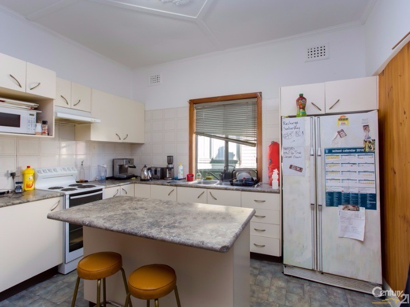 29 Vickers Street, Mayfield West NSW 2304